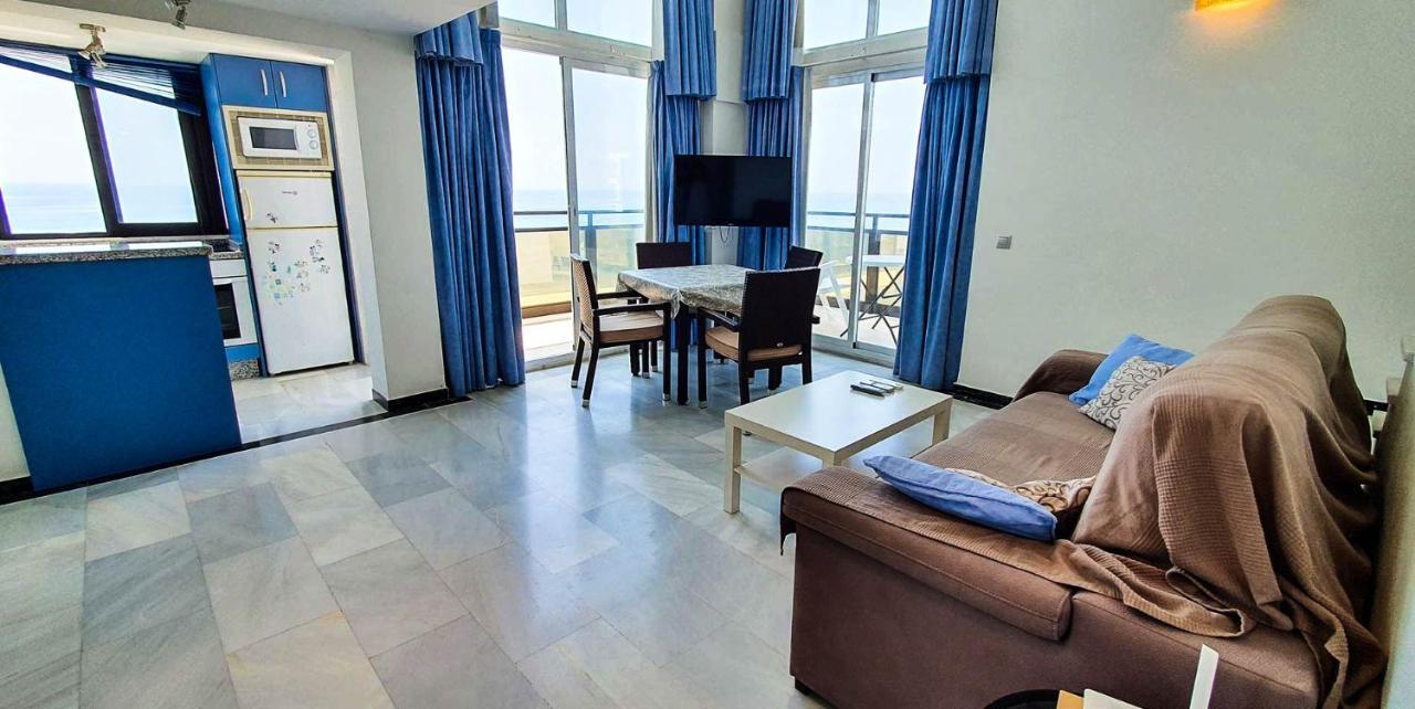 Skol 715. Spectacular Corner Duplex In Appartamento Marbella